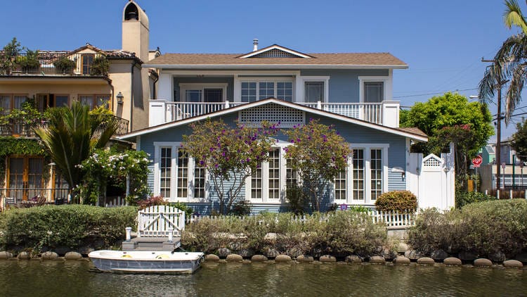 houses at venice beach canals california