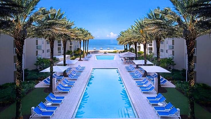 Edgewater Beach Hotel