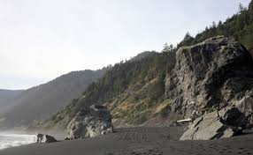 black sand beach california hicking