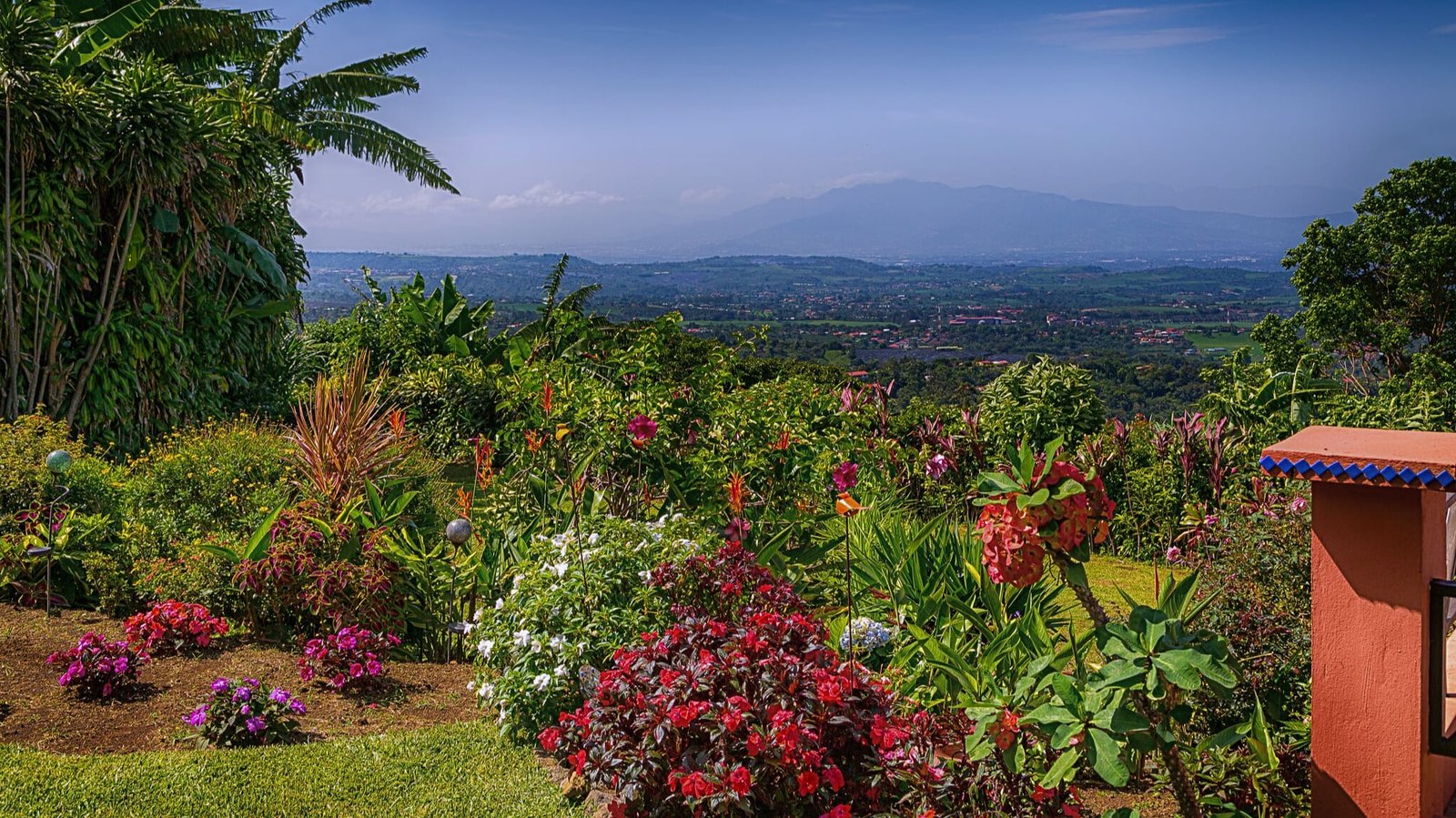 Expat Life in Costa Rica: A Complete Guide for Living the Pura Vida ...